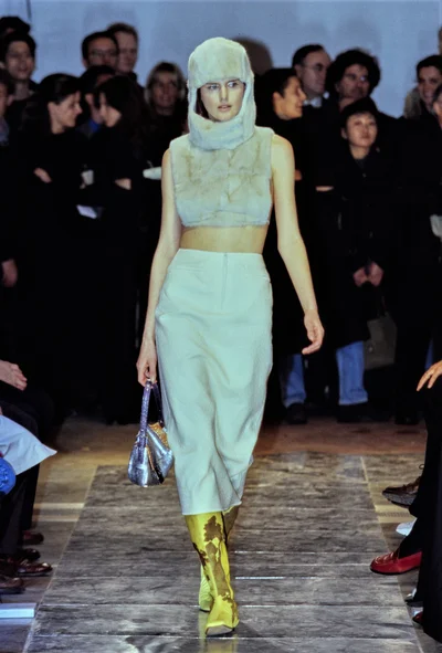 Look 10